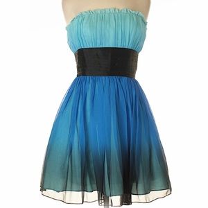 Betsey Johnson Strapless Mini Party Dress Size 6